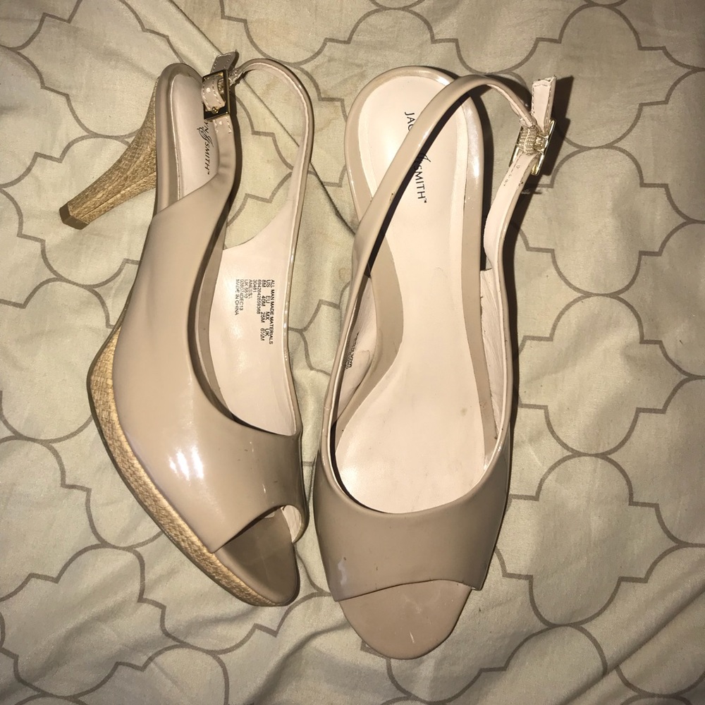 Jaclyn Smith heels!! 👠👠